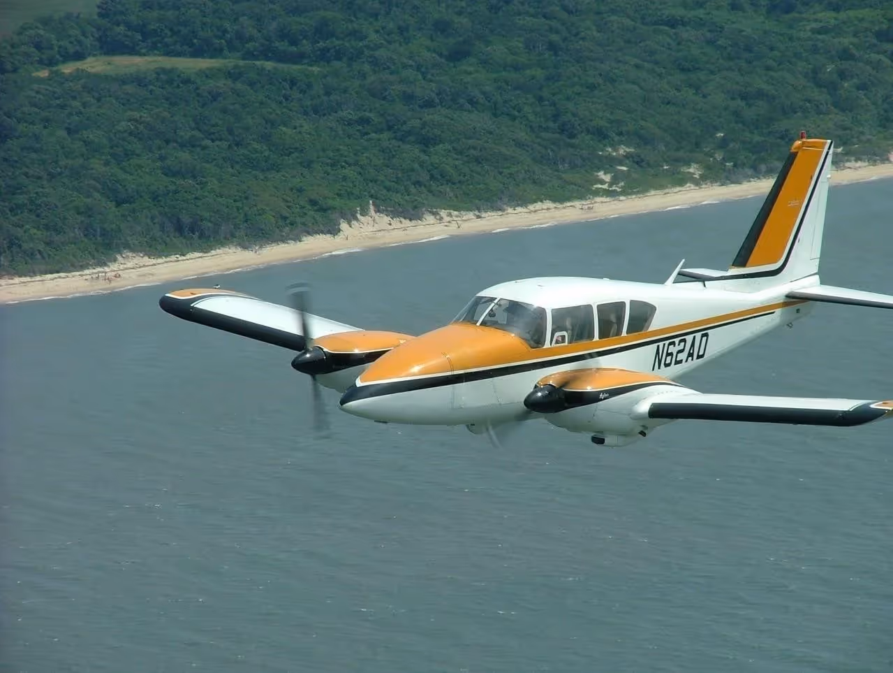 Student pilot practicing multi engine rating procedures